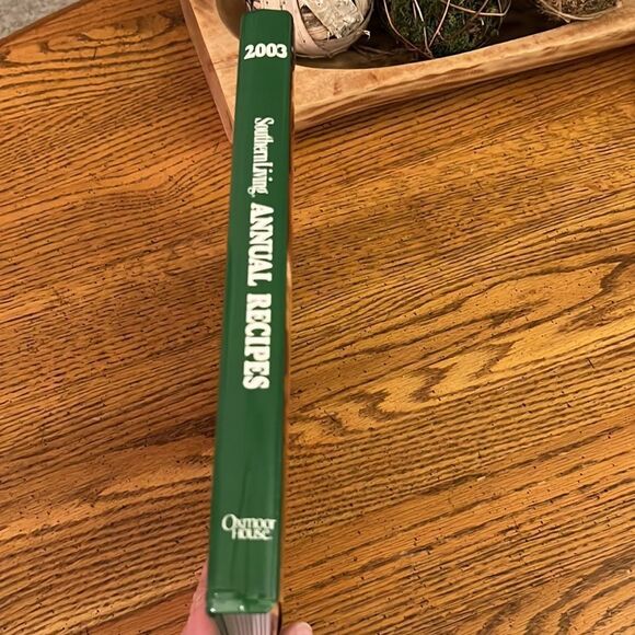 Southern Living, 2003 Annual Recipe Cookbook, 368 pgs, 25th anniversary edition - Picture 3 of 6